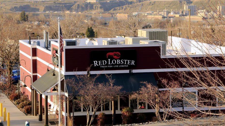 Red Lobster Seafood Restaurant