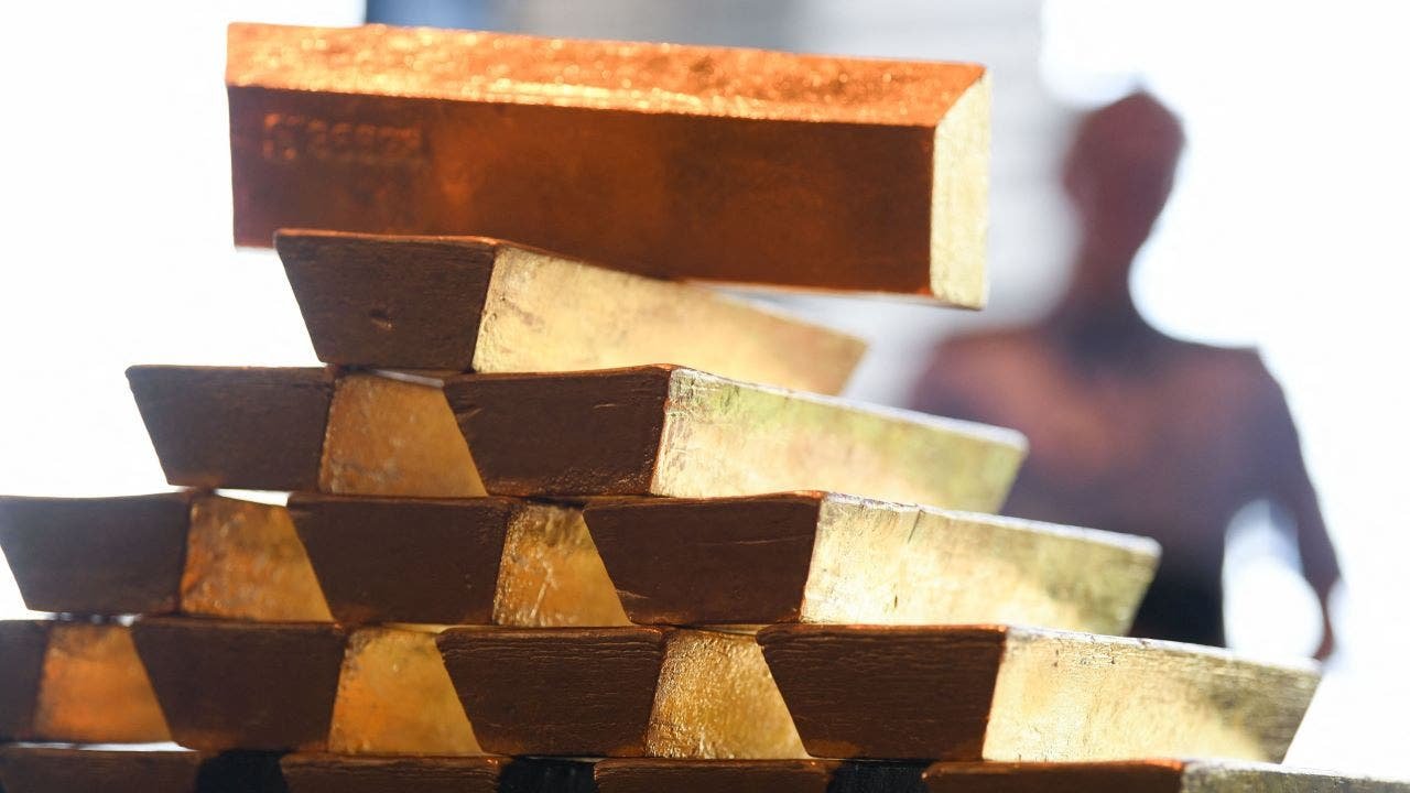 Value of gold bar hits $1 million after prices rise